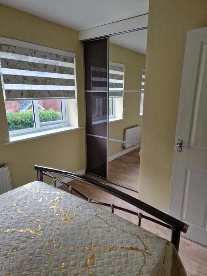 Private Room Manchester Eksteriør bilde